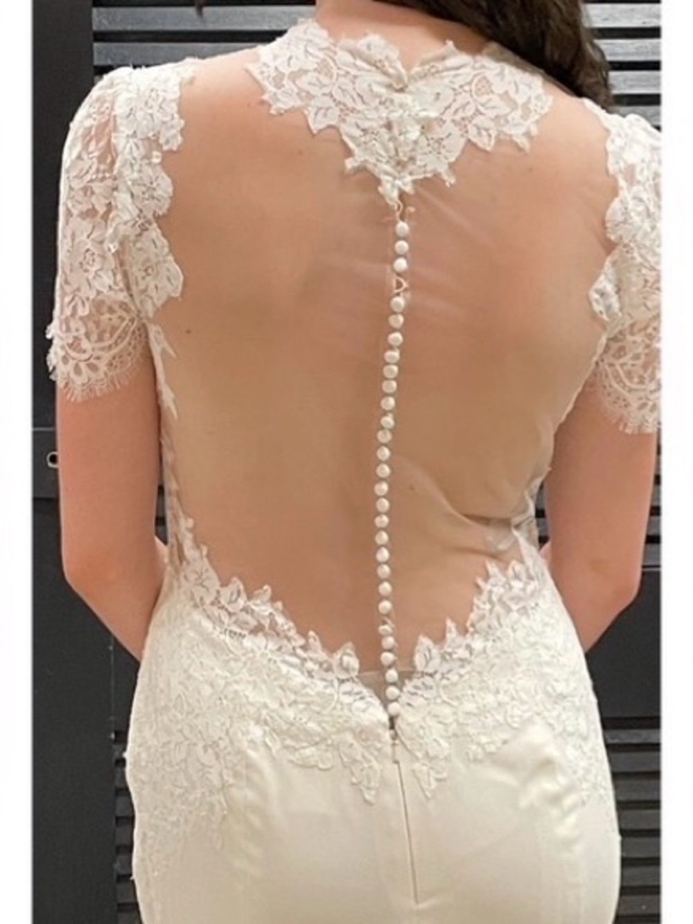Elegant Lace-Detail Ivory Women’s Bridal Dress - Picture 5 of 6